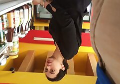 彼女はホイールの後ろに座って男をクソし、彼が近くに滞在するようになったとき、彼女は部屋に彼をドラッグしていたし、そこに彼女は彼のコックで遊 無料 アダルト 動画 女性 用