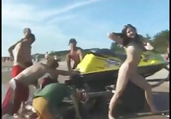 男は友人に彼のガールフレンドを販売し、彼は赤い雌犬を犯した 女性 向け エロ 動画 アニメ